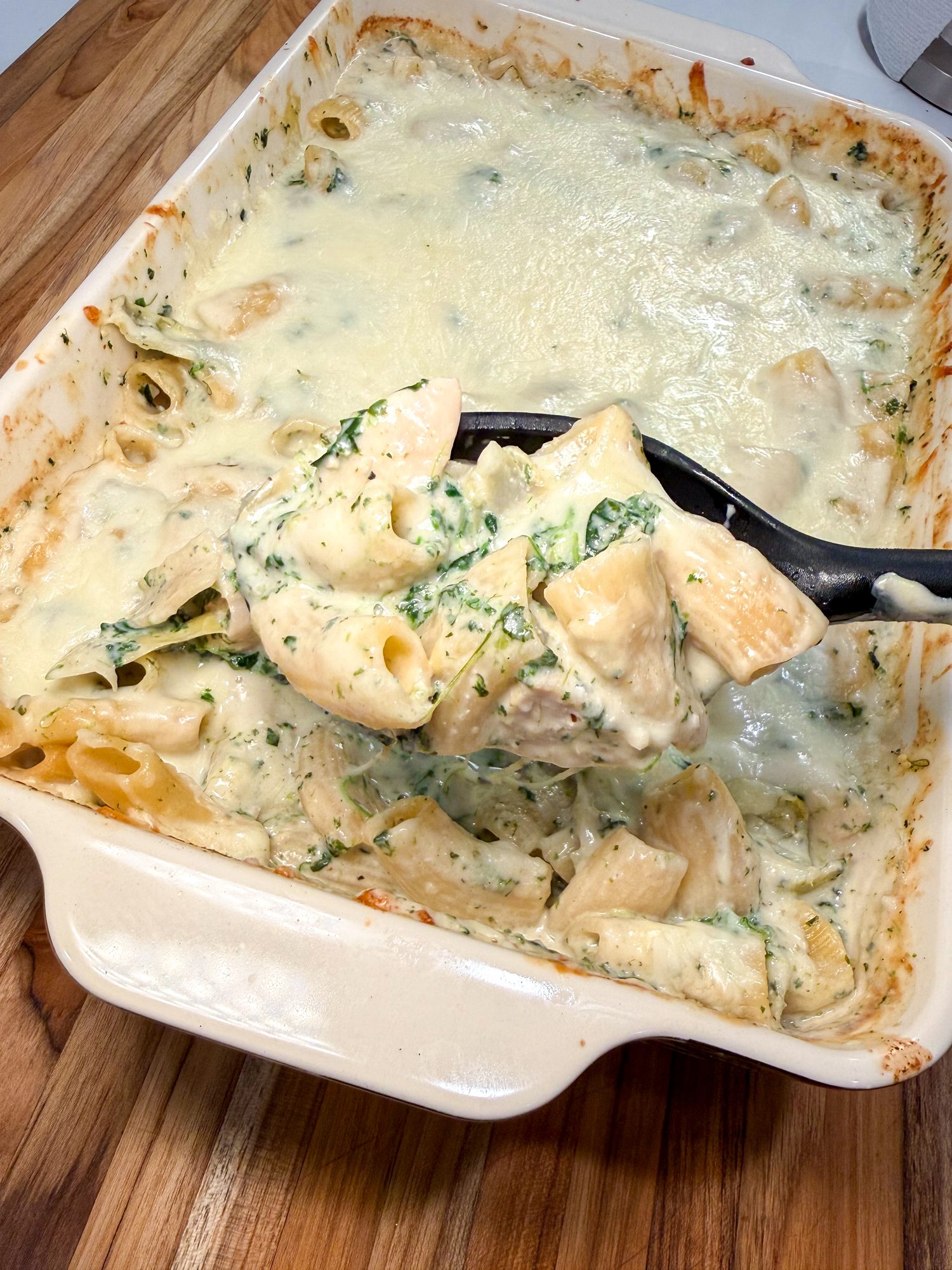 One Pan Spinach and Artichoke Chicken Pasta Bake