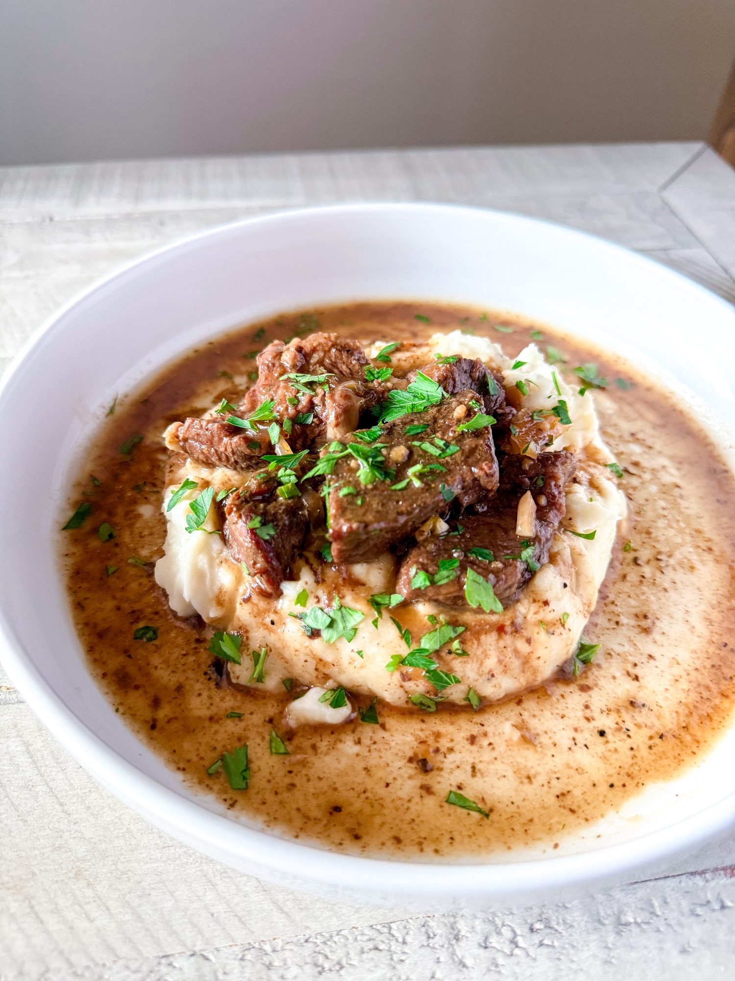 Crockpot Garlic Butter Steak Bites