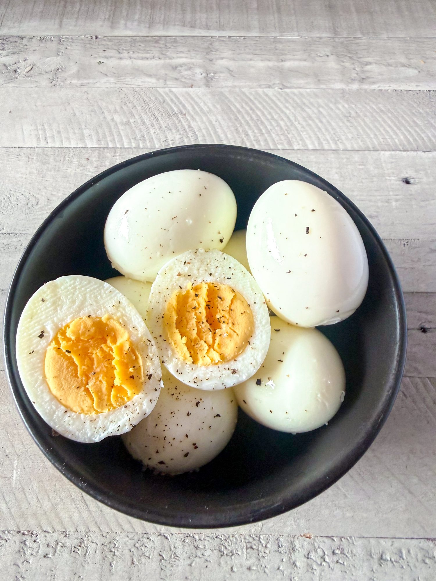 Easy to Peel Boiled Eggs